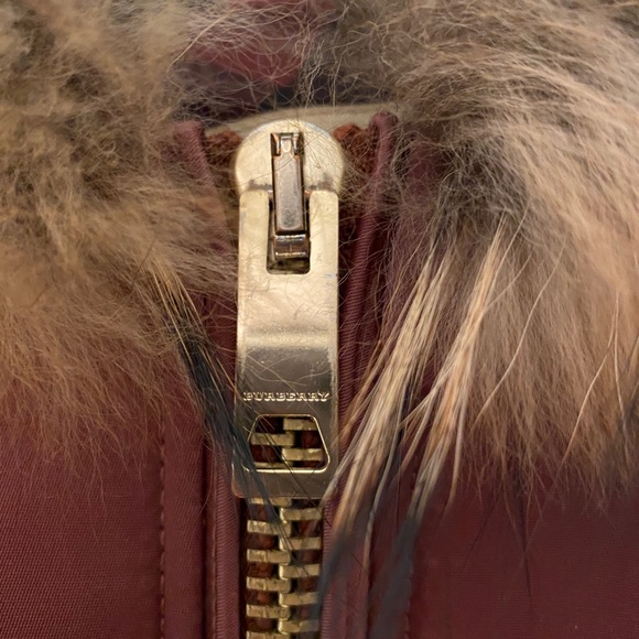 Burberry coat bought at Holt Renfrew (2018) - Picture 3 of 4